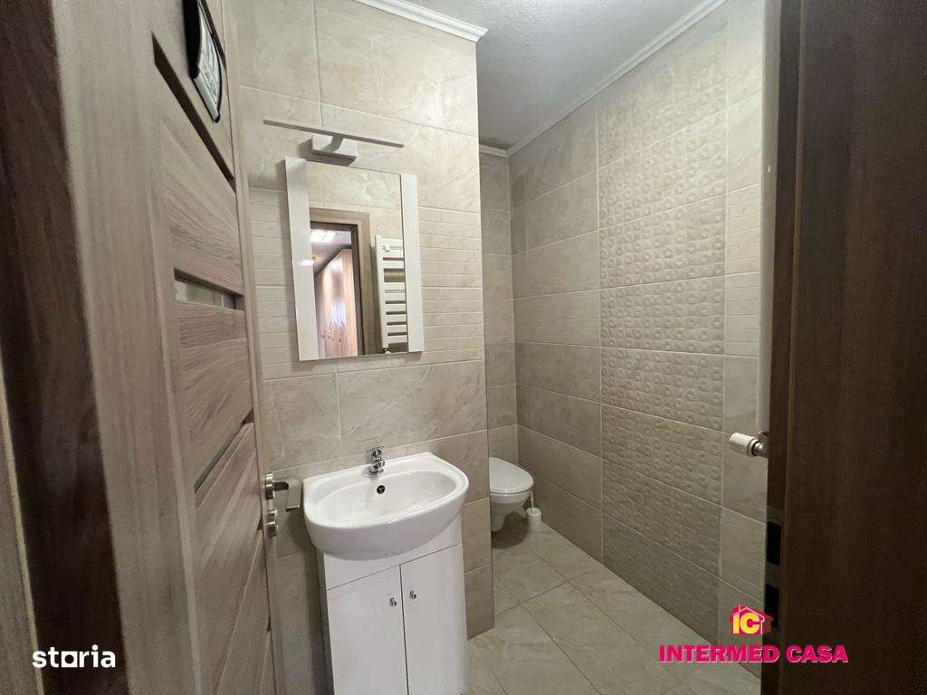 Apartament 3 camere zona Calea Cisnadiei-9