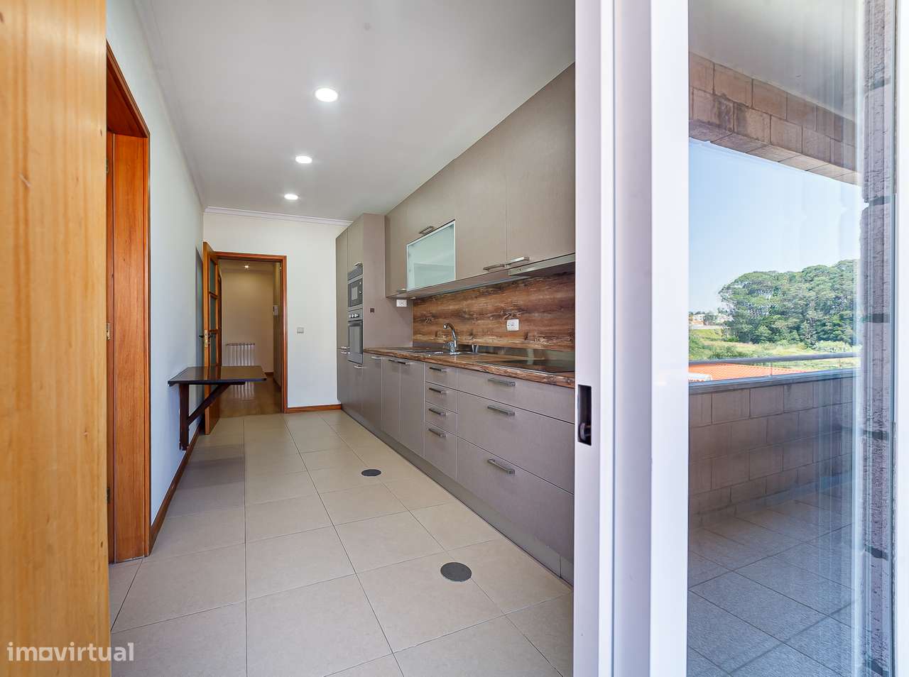 T2 com 127 m², vista mar, box fechada, excelente exposição Solar-13