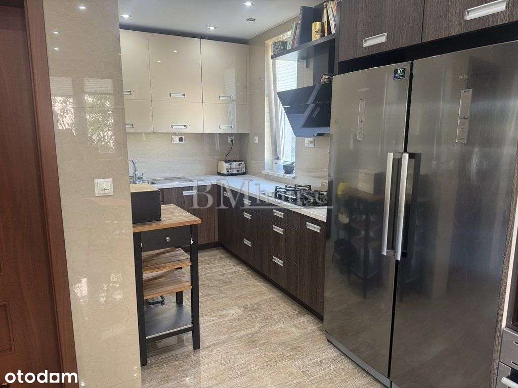 Dom z garażem, 6 pokoi i poddasze-7