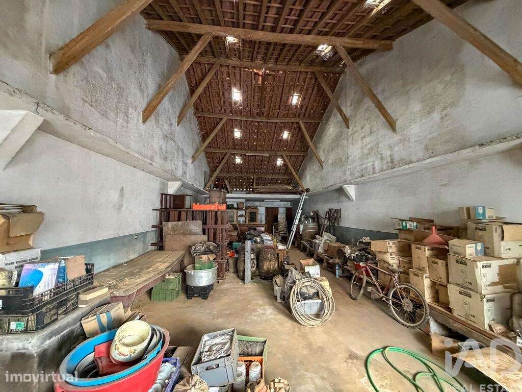 Hangar em Benfica do Ribatejo de 108,00 m2 - Grande imagem: 4/9