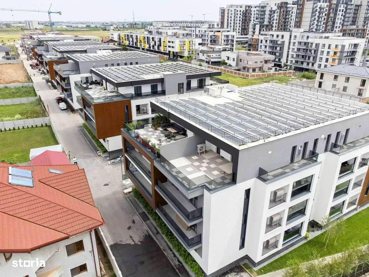 FINALIZAT 3 Camere Panouri Fotovoltaice Pompa Caldura - Imagine principală: 1/18