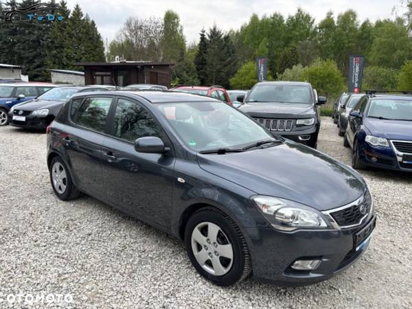 Kia Ceed Cee'd 1.4 Comfort + - 10