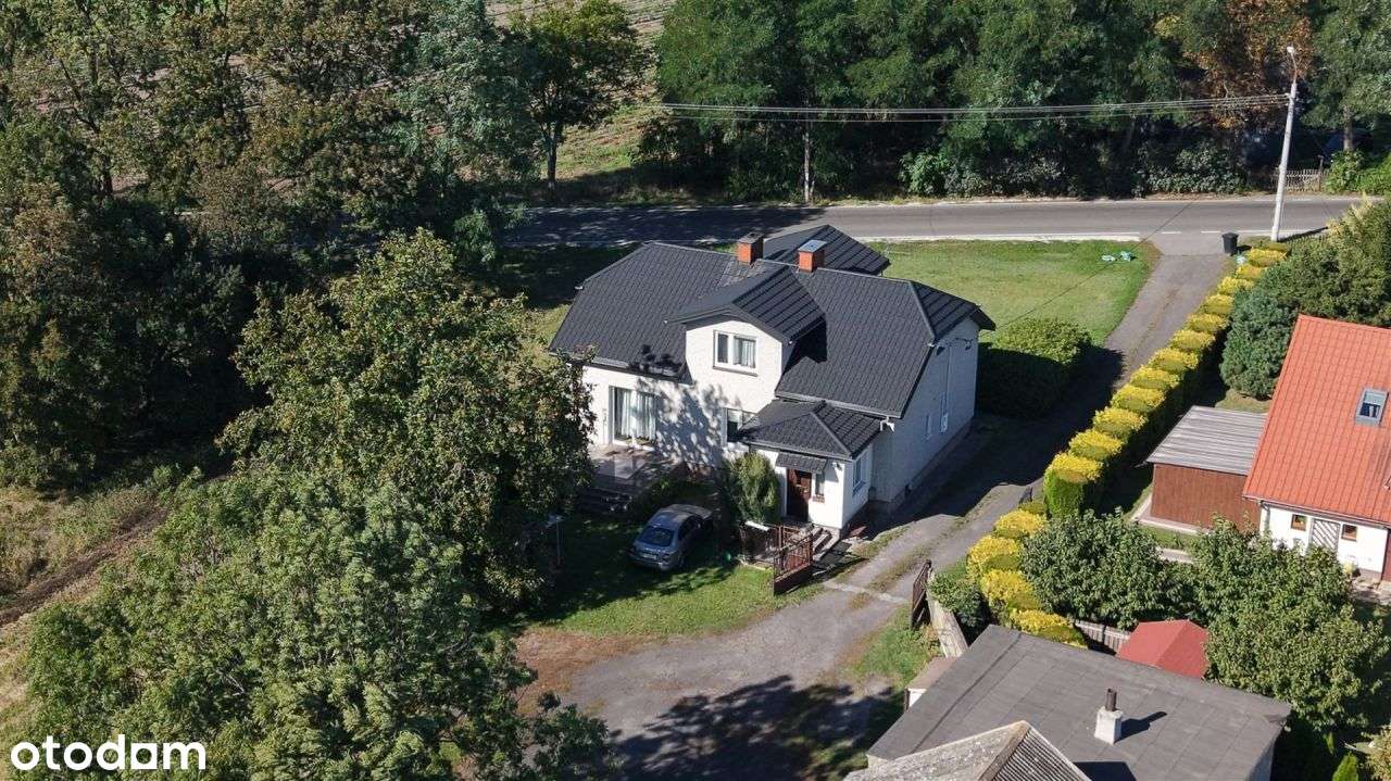 Dom z garażem i budynkiem gospodarczym - Pełny obrazek: 4/20
