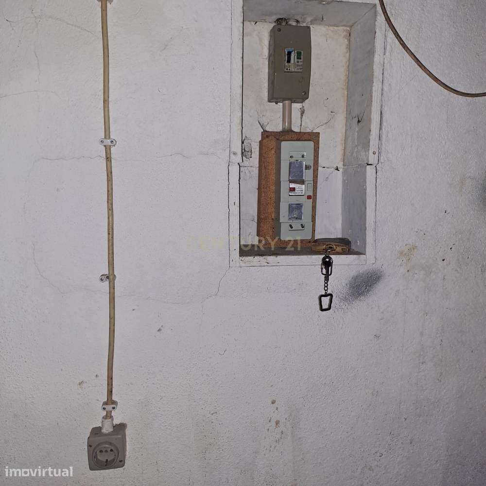 Arrecadação em Queluz, Monte Abraão - Grande imagem: 5/6