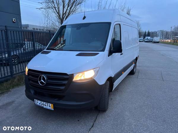 Mercedes-Benz Sprinter - 3