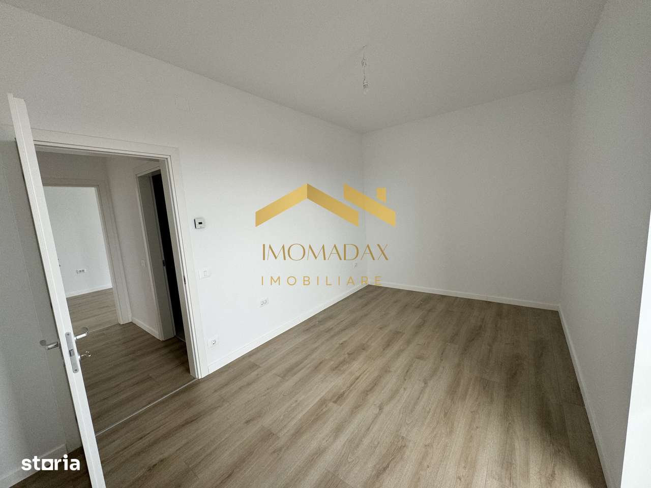 Apartament - 2 camere- etaj 1- torontalului - Imagine principală: 4/11