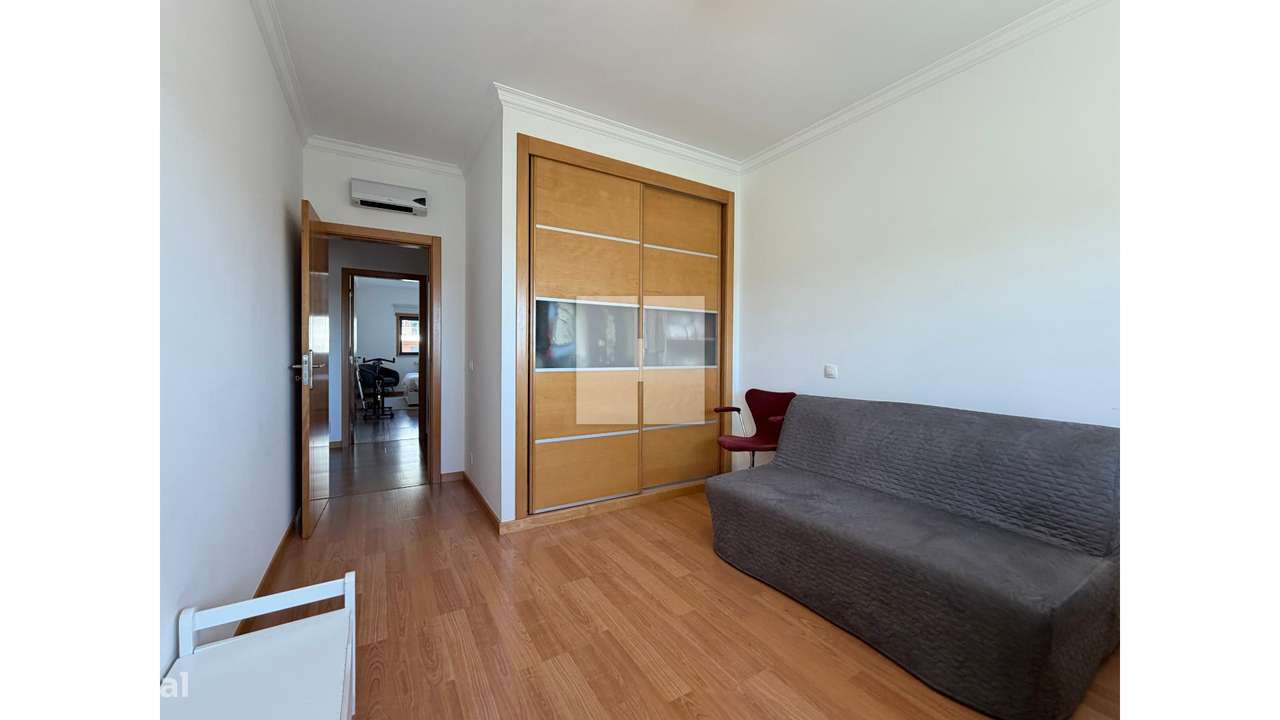 T3 Espaçoso c/ Garagem-36