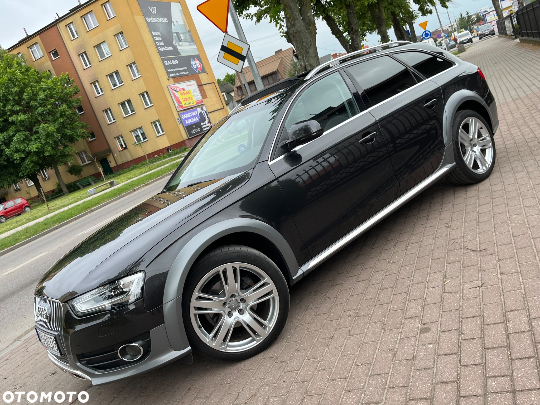 Audi A4 Avant 2.0 TDI DPF quattro S tronic S line Sportpaket - 25