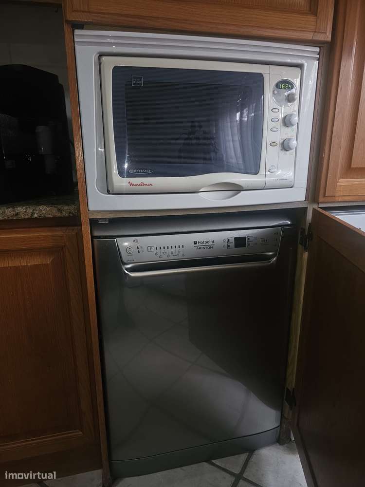 Apartamento T3 - 1º andar , Remodelado no Centro do Entroncamento-11