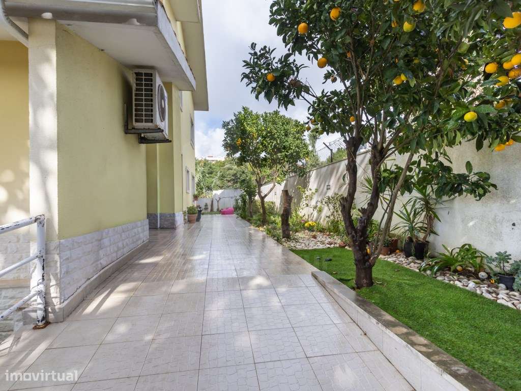 Moradia T6 em Paço de Arcos - Oeiras-8