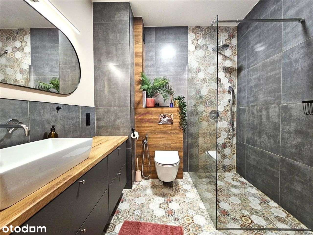 Dom na zamkniętym osiedlu – wyposażenie w cenie!-11