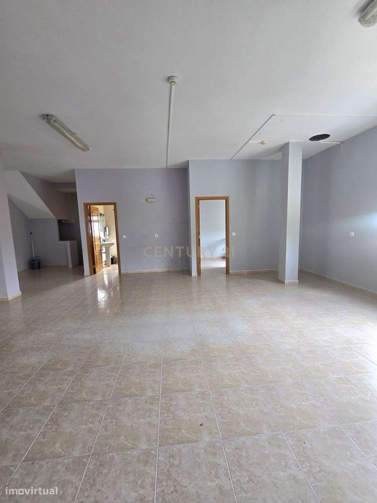 Loja para Arrendamento na Ramada – 115 m² - Grande imagem: 5/11