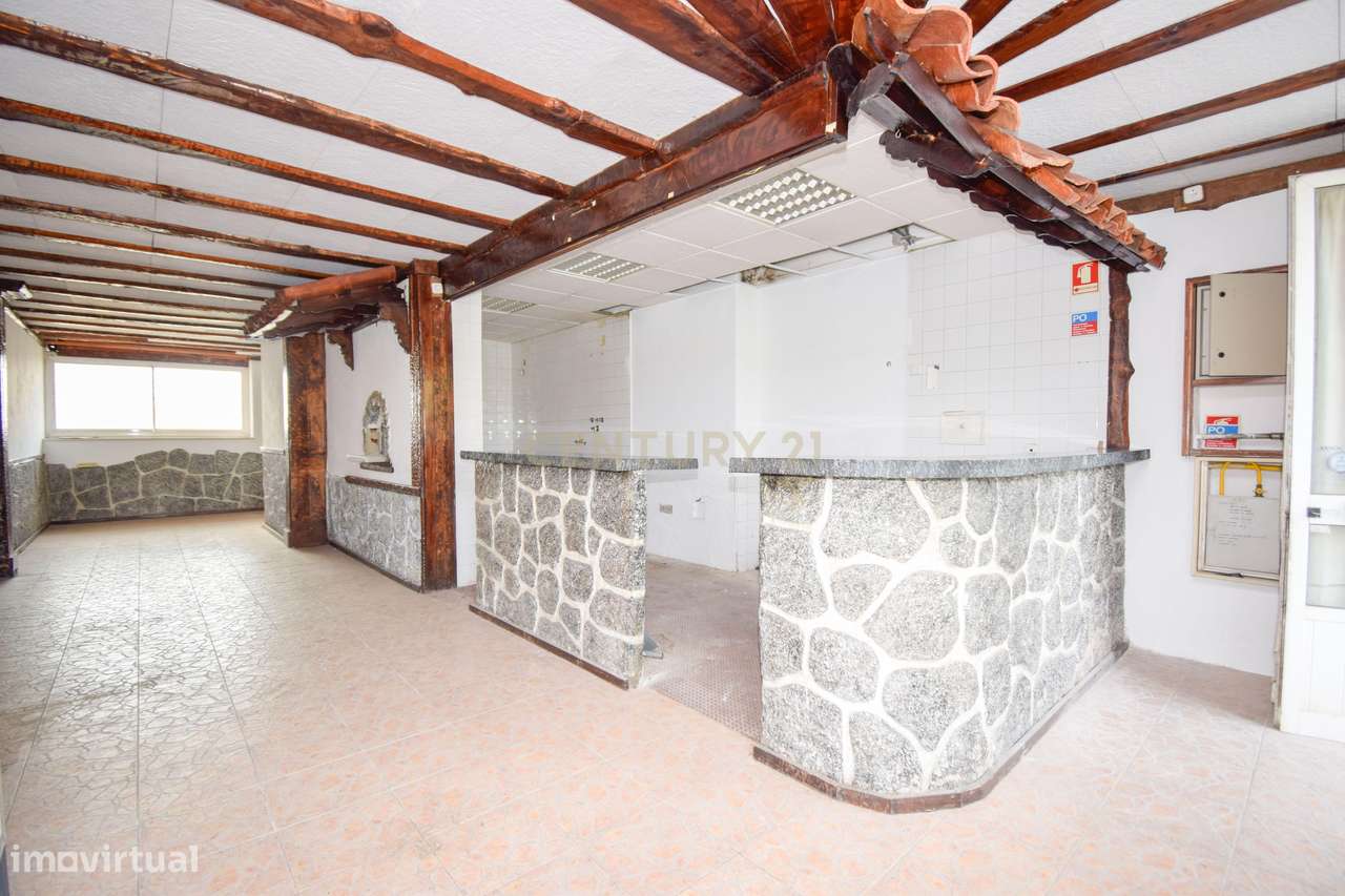 Loja para venda em Oeiras - Oportunidade para novo negócio - Grande imagem: 2/22