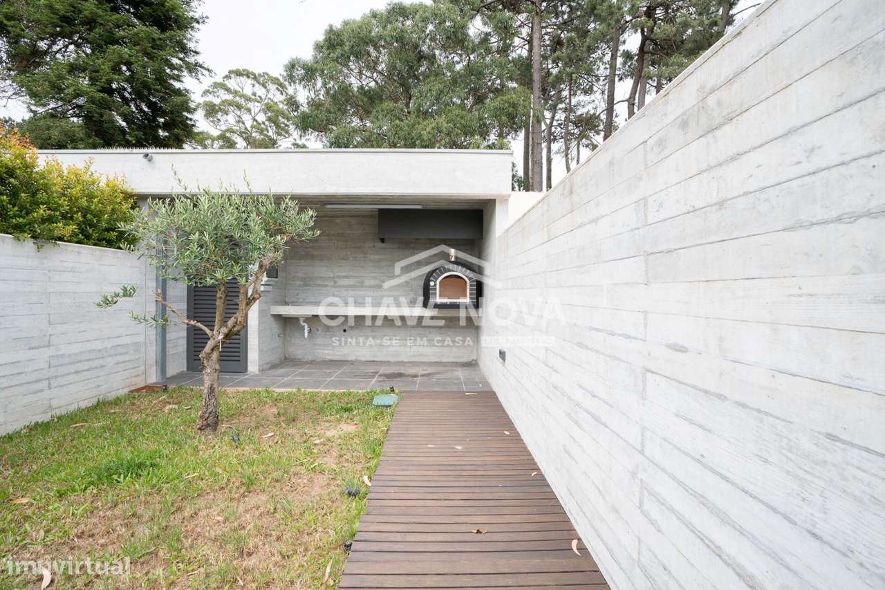Moradia Duplex, com piscina no Bairro da Vilarinha, Porto - Grande imagem: 5/25