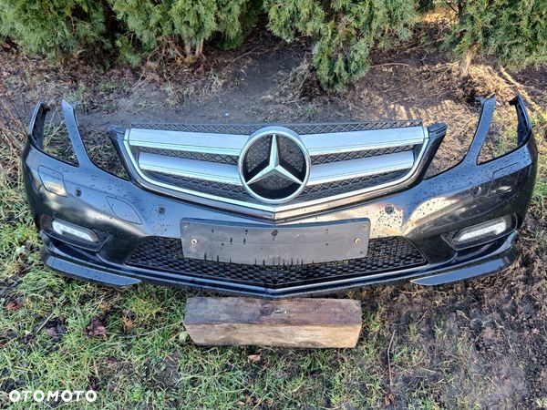 MERCEDES W207 AMG ZDERZAK PRZEDNI PRZÓD XENON PDC 197 - 1