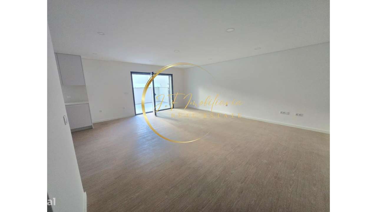 Apartamento T2 em Esgueira - Grande imagem: 4/19