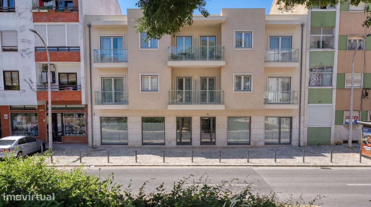 Prédio para reabilitação total | Centro de Setúbal-17