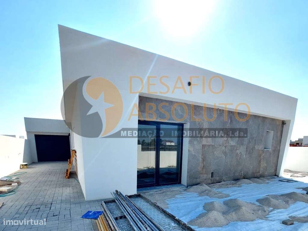 Moradia Térrea T3 Nova com Piscina e Garagem - Azeitão - Grande imagem: 4/54
