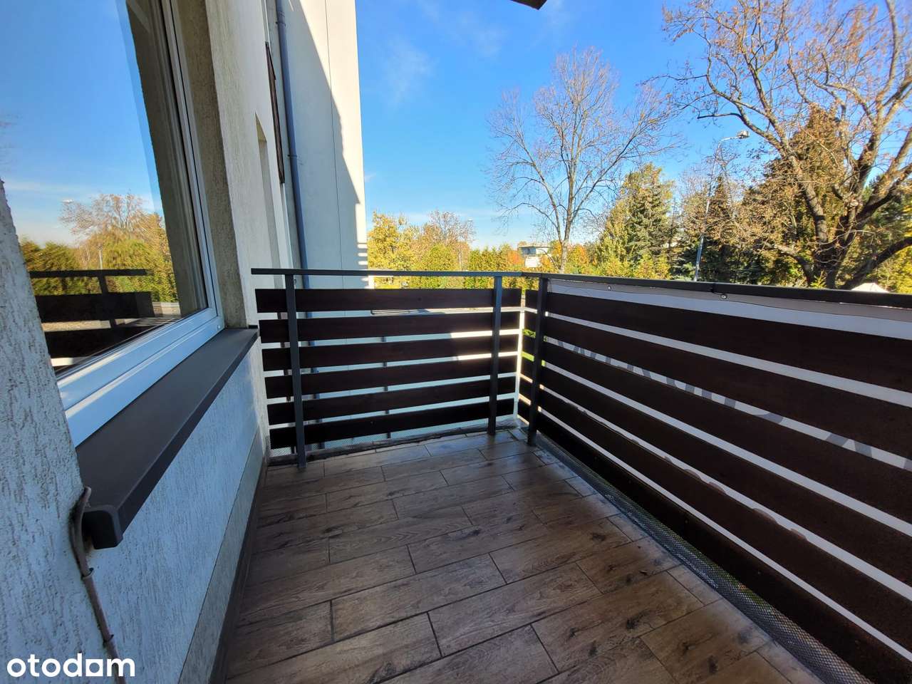 Mieszkanie IDEALNE 73m2 3 pokoje 1 piętro Garaż Winda Duży BALKON-18