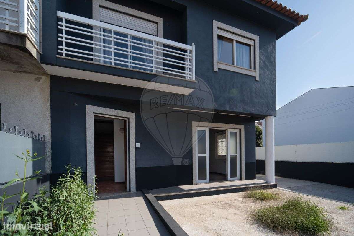 Moradia T2 para venda - Grande imagem: 2/40