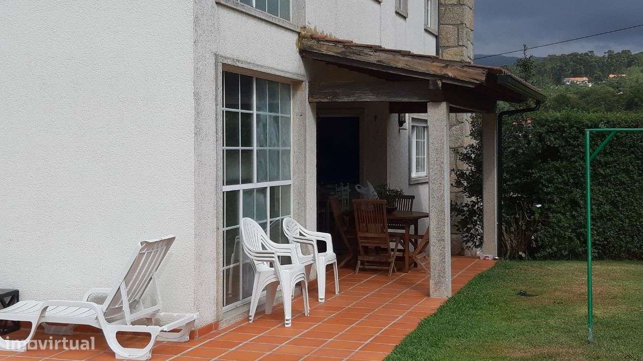 Moradia T4 Nova com vista para a Ilha dos Amores Vila Nova de Cerveira-6