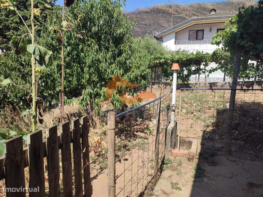 Casa com jardim em Pomares, Arganil-19