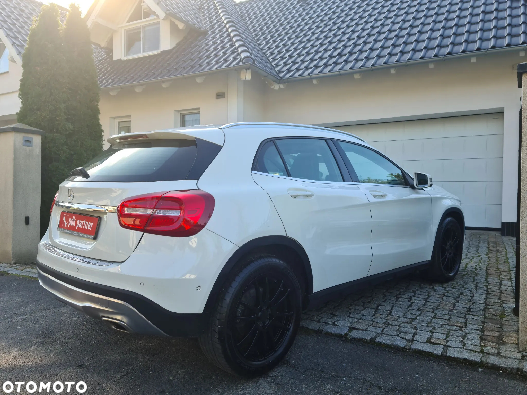 Mercedes-Benz GLA 180 AMG Line - 35