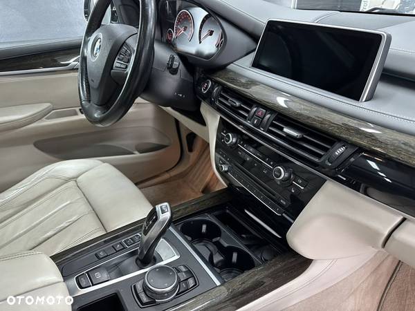 BMW X5 xDrive40d - 36