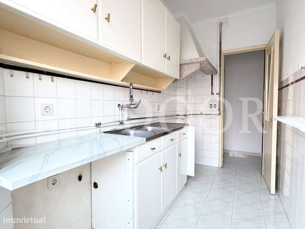 Apartamento T1 - Moscavide - 1º Andar - CENTRAL - Grande imagem: 5/17