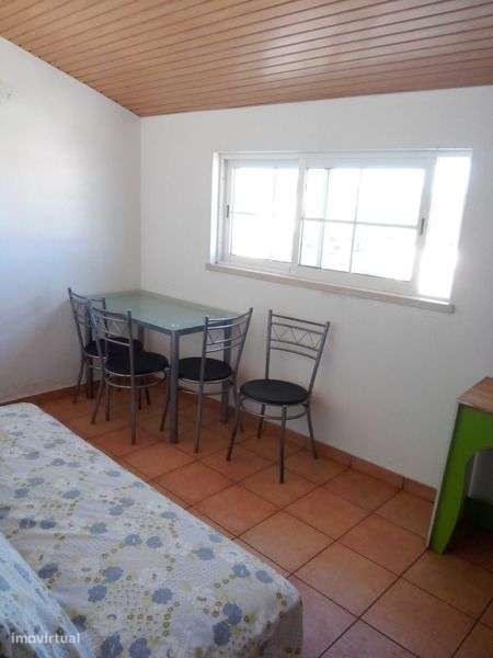 Grândola t2( estudio)segundo andar, junto ao mercado municipal - Grande imagem: 4/12