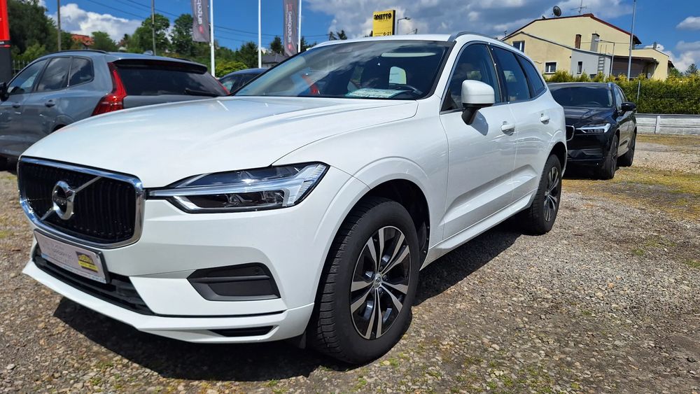 Volvo XC60 II T4 Momentum 2020