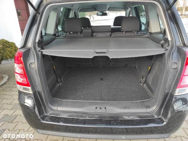 Opel Zafira 1.8 Cosmo - 14