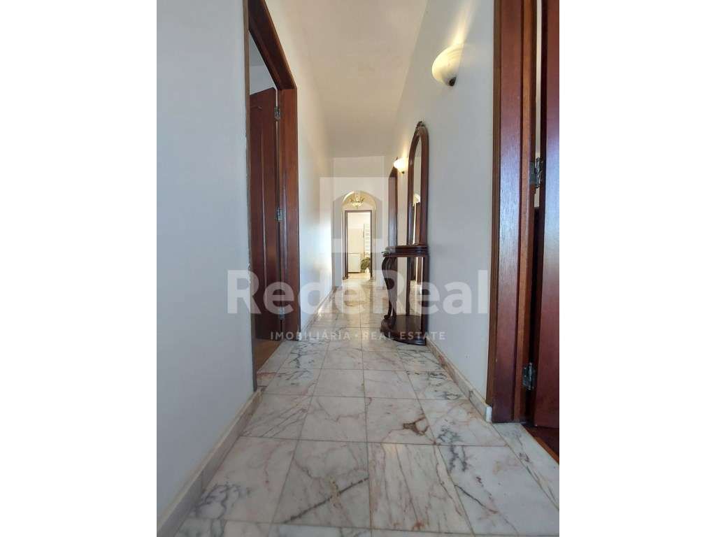 Moradia T5 isolada nos arredores de Olhão-27