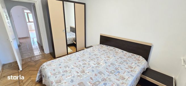 Apartament 4 camere 95 mp, 2 bai, 2 balcoane, bloc 1982, Dacia-2