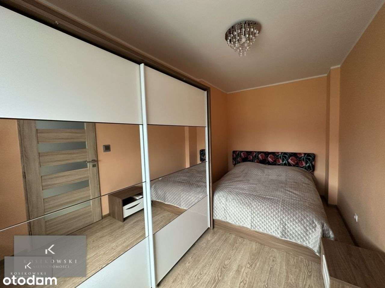 Duże i przestronne mieszkanie na wsi blisko miasta - Pełny obrazek: 4/12