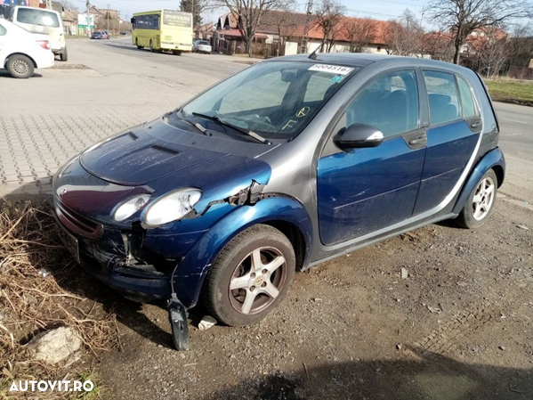 Dezmembrez Smart ForFour 1.3 Benzina - 4