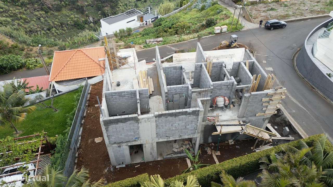 Moradia independente à venda no Estreito da Calheta, Caminho dos Reis-16