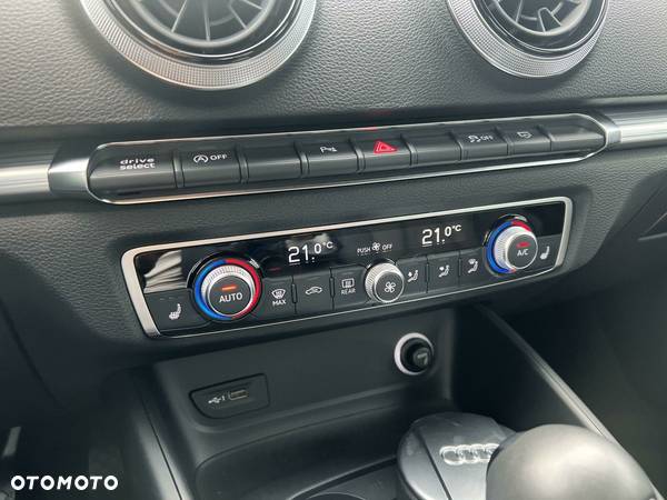 Audi A3 35 TFSI S tronic - 23