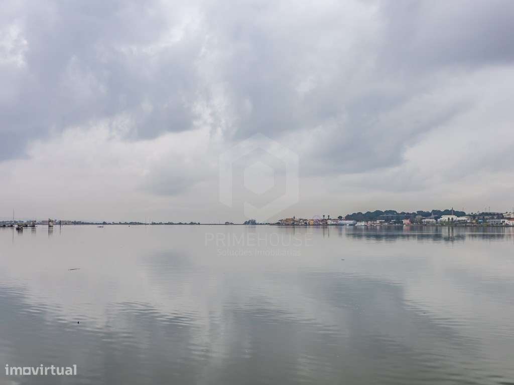 Loja em Amora frente ao rio - Grande imagem: 4/32