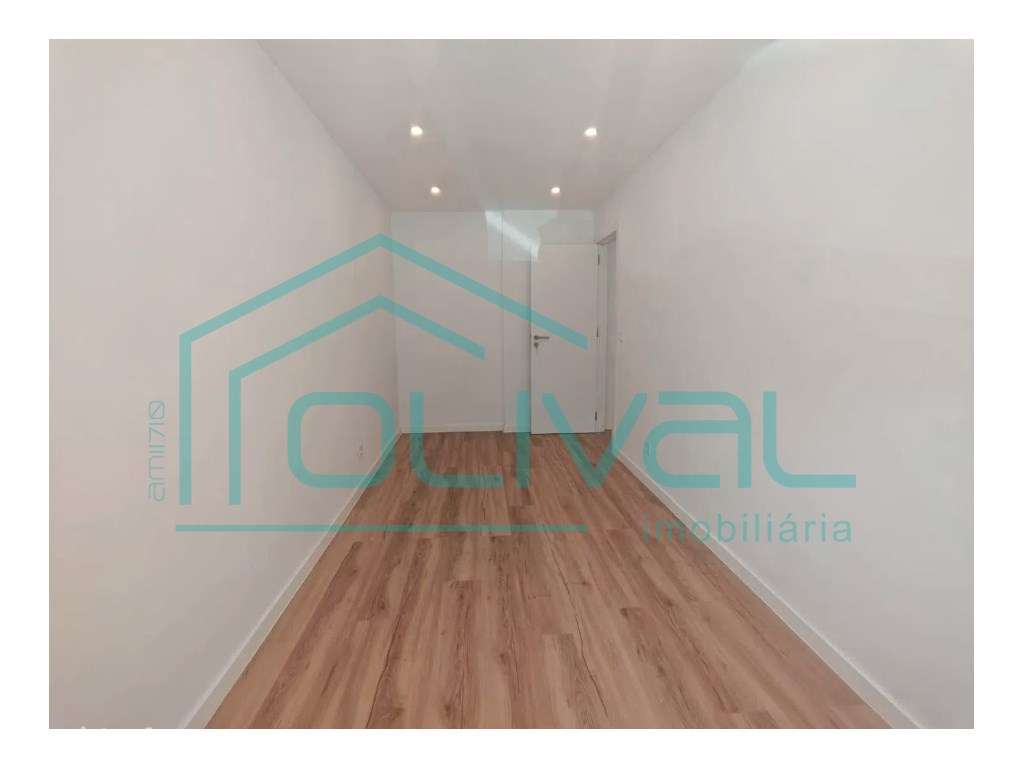Apartamento T2 em Odivelas-9