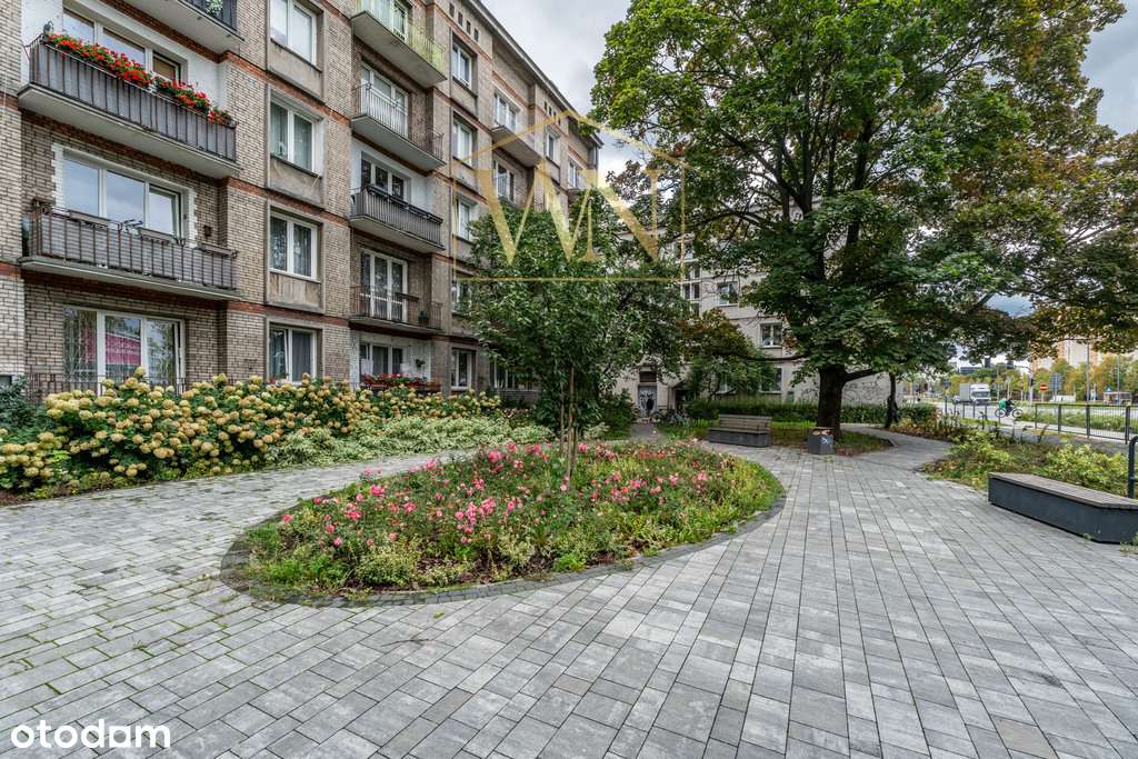 Okazja! 3 pokoje z balkonem w topowej lokalizacji-14