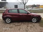 Alfa Romeo 147 1.6 T.S Impression - 11