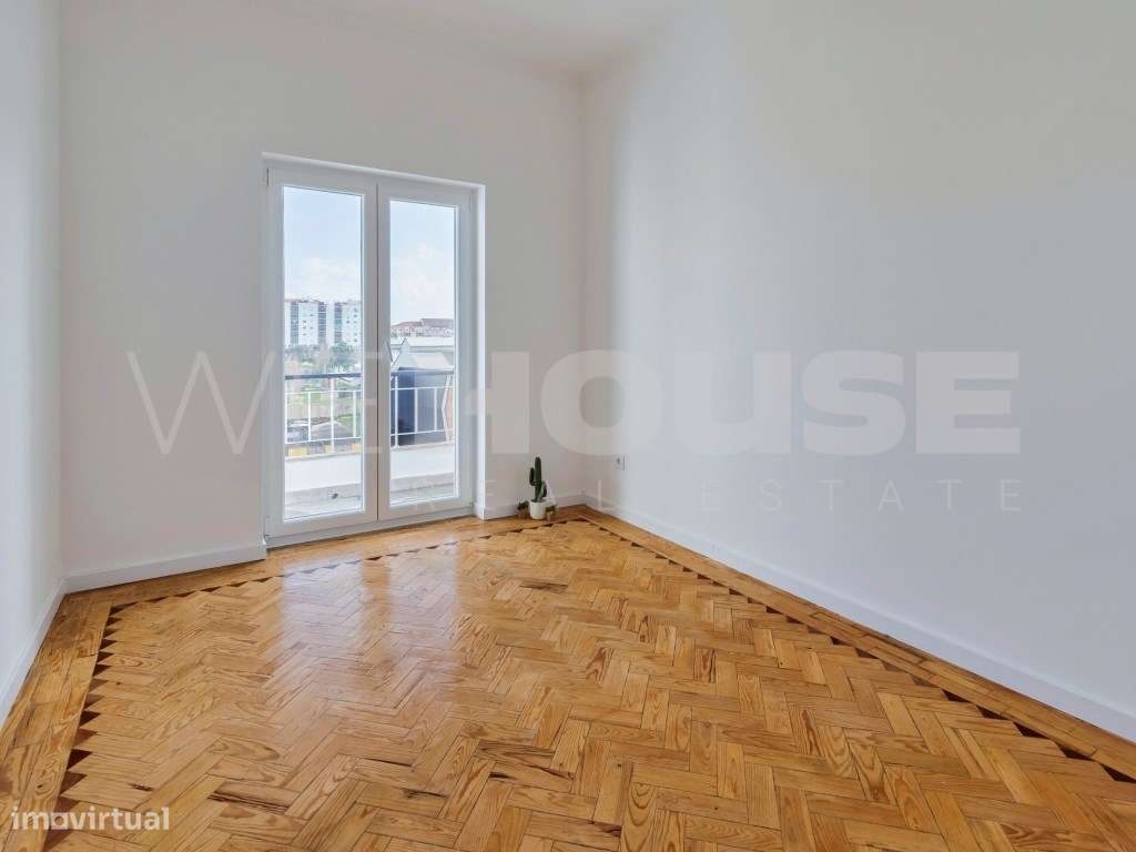 Apartamento T2 Remodelado, Avenida Republica, Centro do Barreiro-15