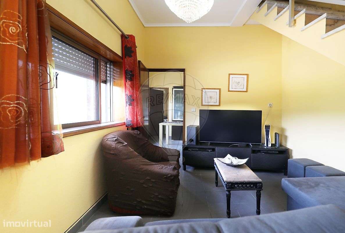 Moradia T2 para venda - Grande imagem: 4/17