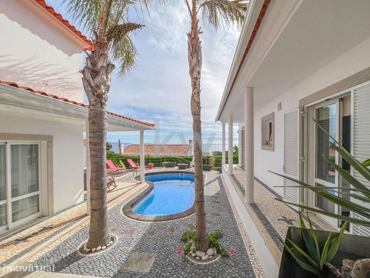 Moradia T3 com piscina no Garajau - Grande imagem: 4/46