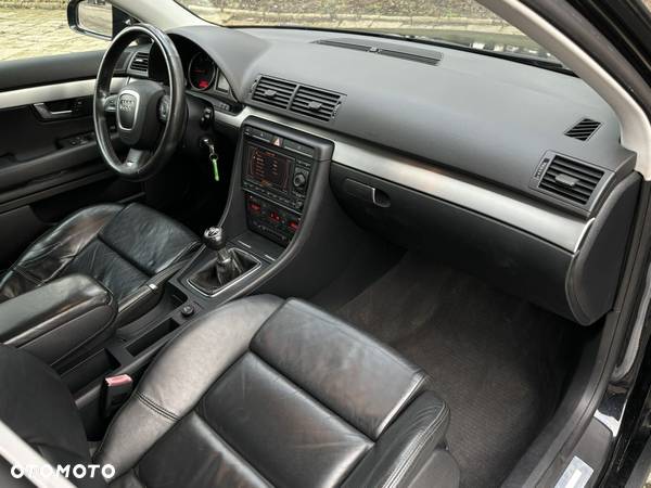 Audi A4 Avant 2.7 TDI DPF - 27