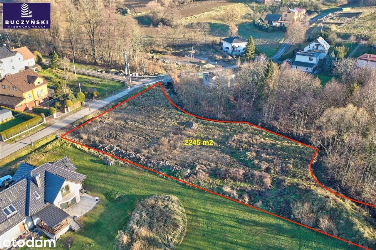 Działka z pozwoleniem na budowę 4 domów.-7