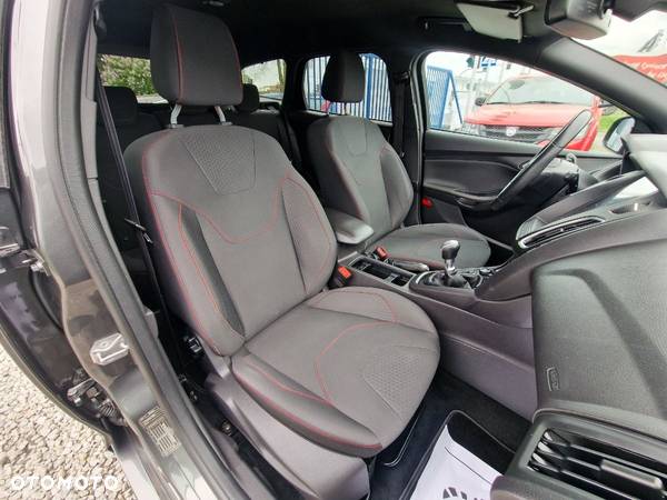 Ford Focus 1.0 EcoBoost ST-Line Black ASS - 25