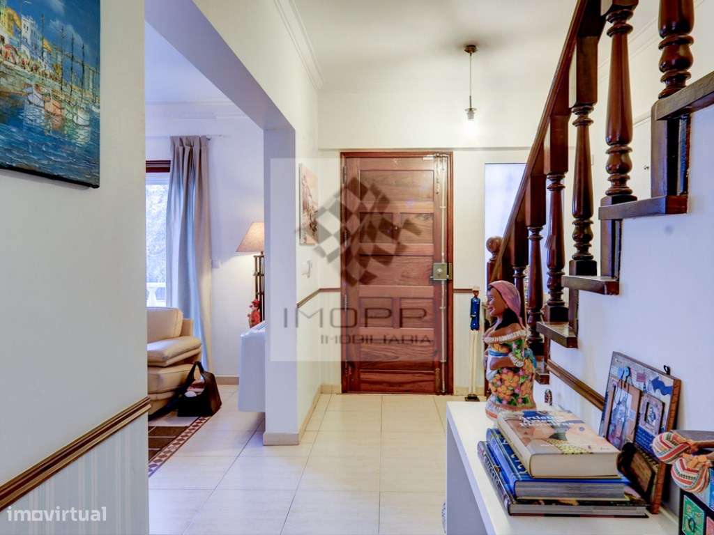 Moradia de Excelência na Amadora - Exclusividade, Conforto e Locali... - Grande imagem: 5/60