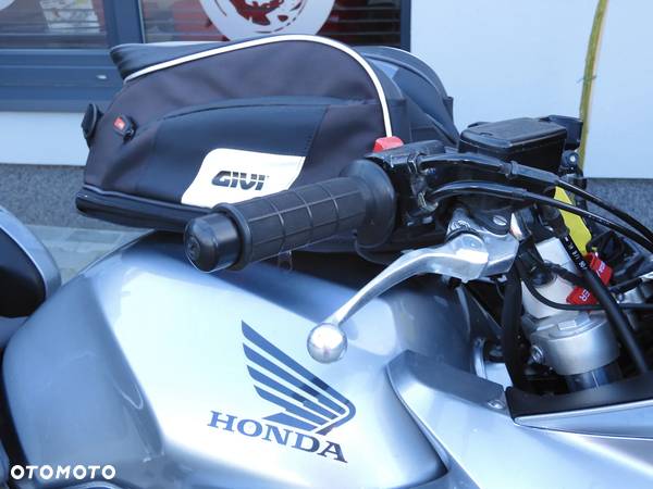 Honda CBF - 9